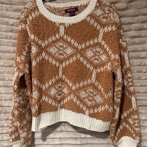 Rock & Roll Cowgirl Tan and Cream Patterned Sweater